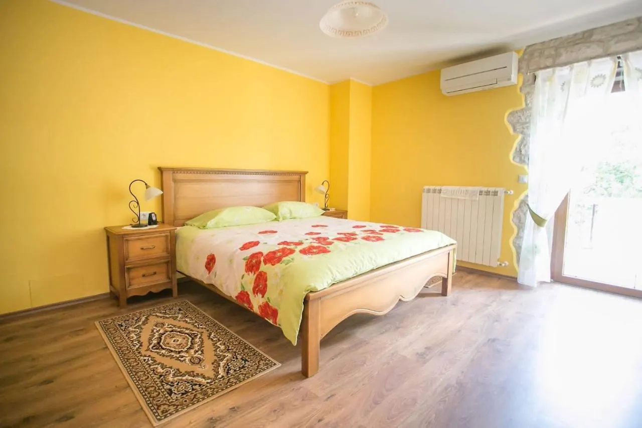 Rustic Villa Casa Mendula With Grill In Tinjan Srbinjak Croatia
