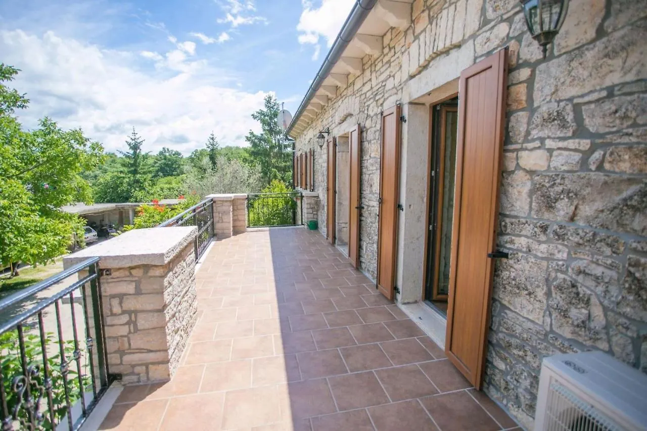 Rustic Villa Casa Mendula With Grill In Tinjan Srbinjak Croatia